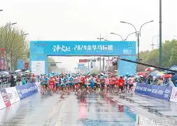 爱游戏ayx直播官网 -马拉松夜战：三湘银狐队淘汰对手云贵猎隼队，临门一脚致胜边路成突破口(马拉松竞走混合接力决赛)