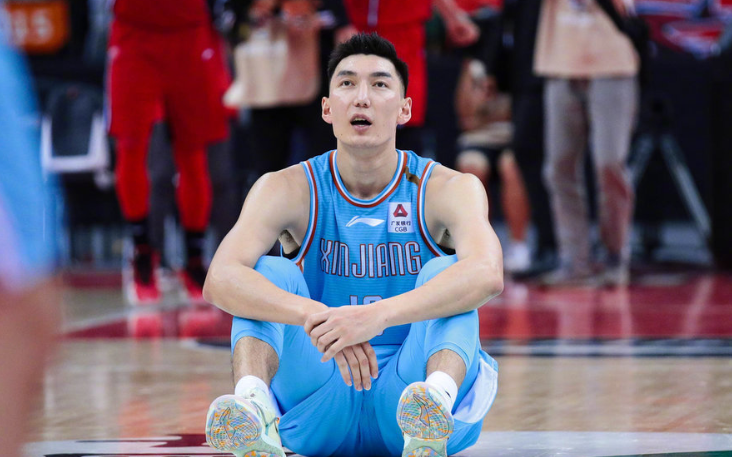 爱游戏娱乐全球 -包含风云突变四川男篮今夜绝杀压哨，CBA季后赛版图或重绘，话题不断，球队文化被再次提及的词条