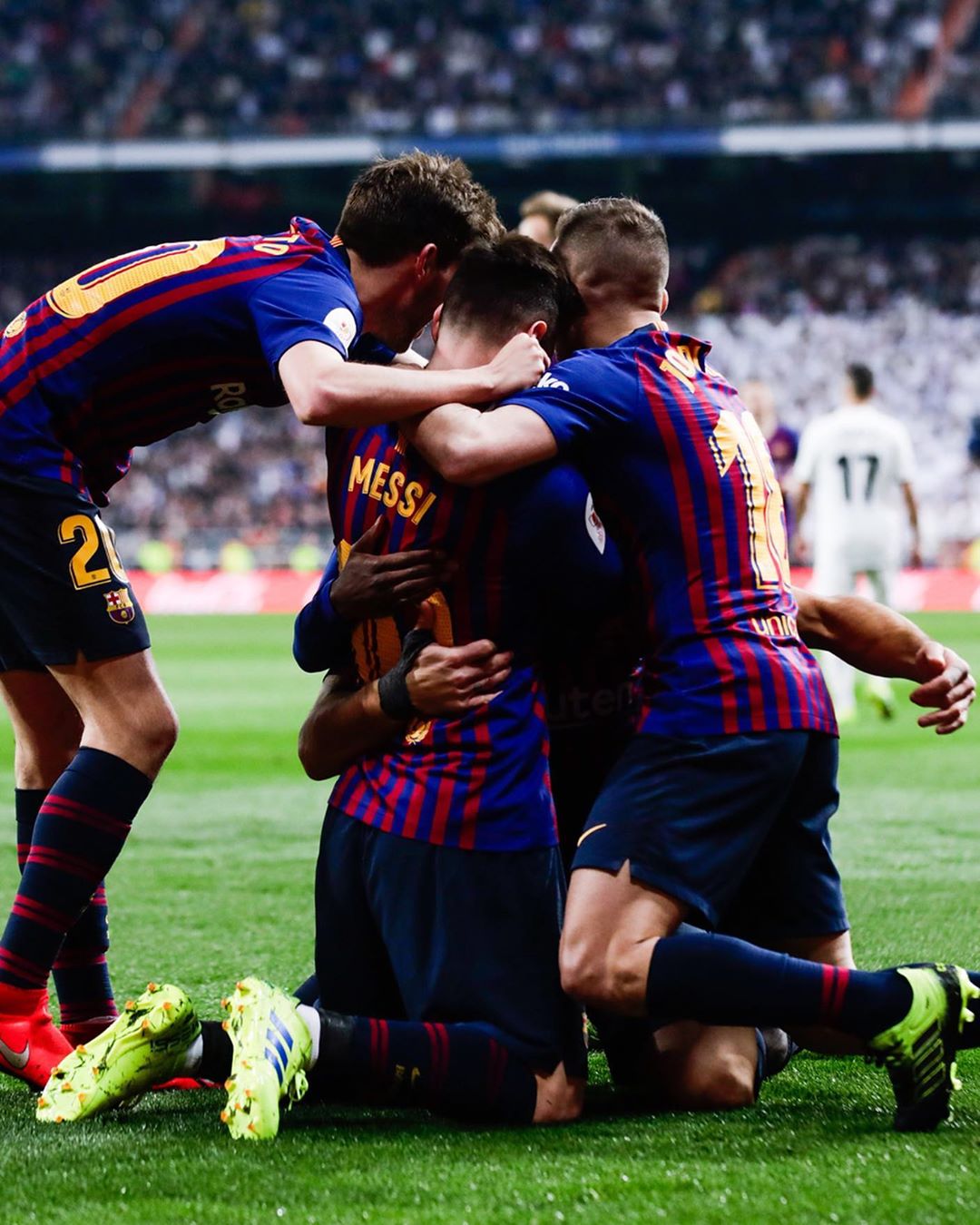 广东宏远训练开放日；清晨篮板制胜引欢呼；国王杯在即；球探报告显示潜力的简单介绍