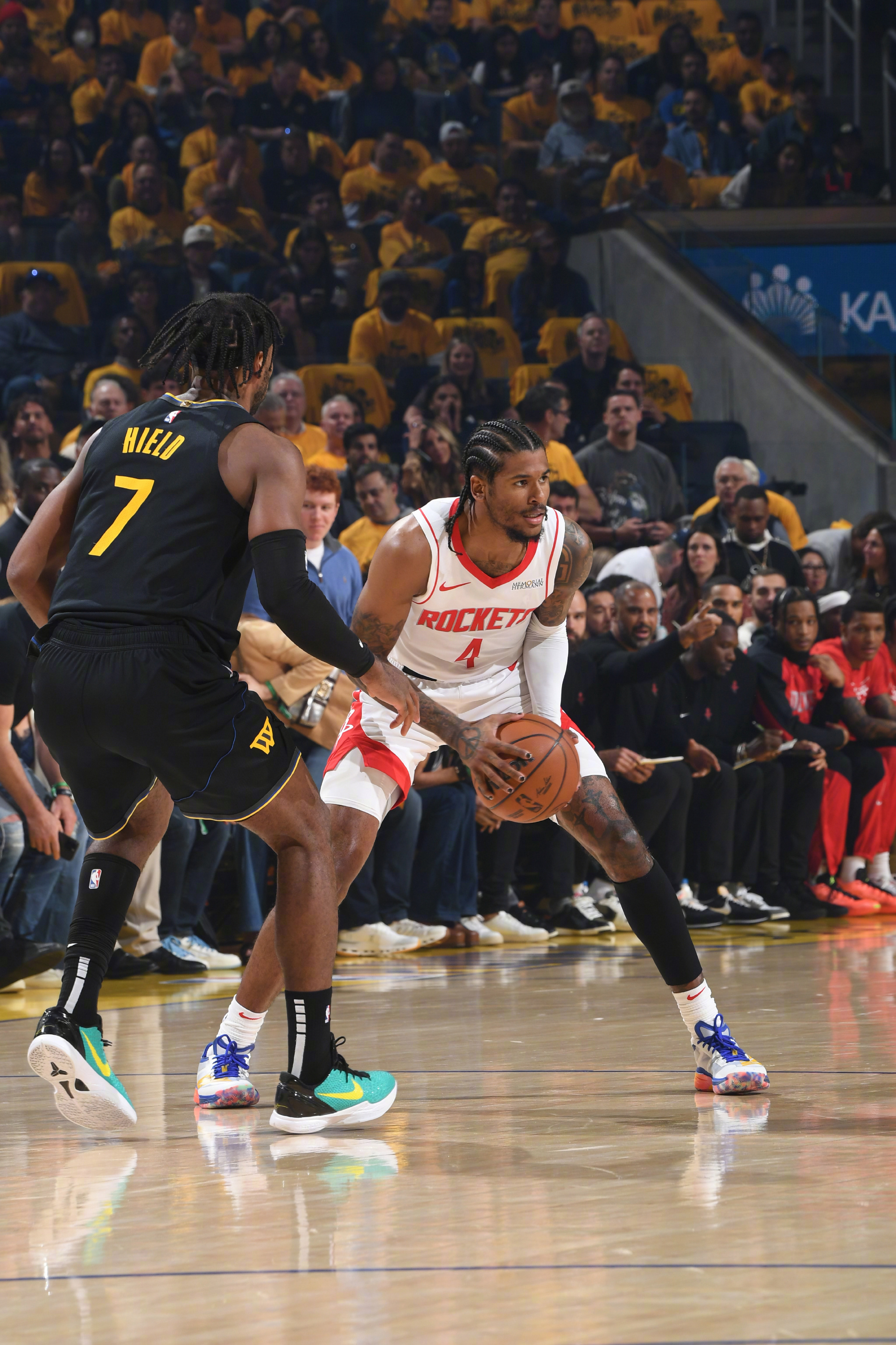 美军对志愿军冰雕残忍补枪 美军对志愿军冰雕残忍补枪