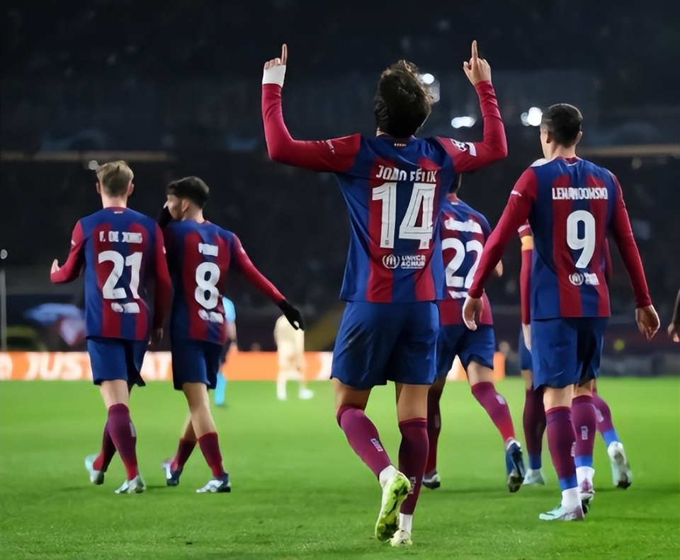 包含赛前葡超焦点战，瓦伦西亚状态回暖，态度坚定，更衣室氛围转暖的词条