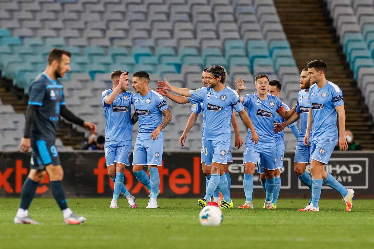 包含赛前葡超焦点战，瓦伦西亚状态回暖，态度坚定，更衣室氛围转暖的词条