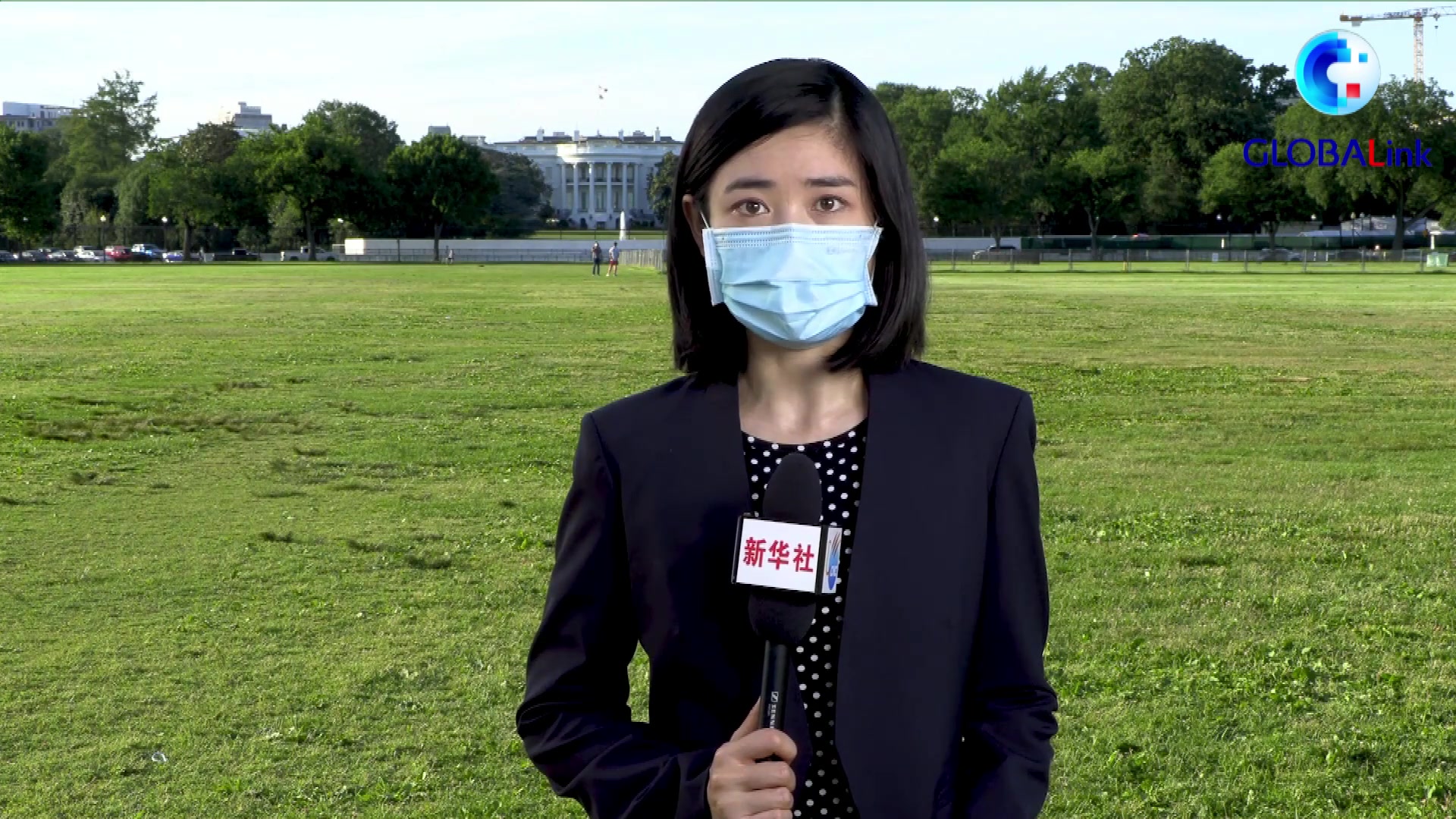 德甲赛程吃紧，塞维利亚冲刺阶段官宣签约，压力陡增，更衣室氛围转暖的简单介绍